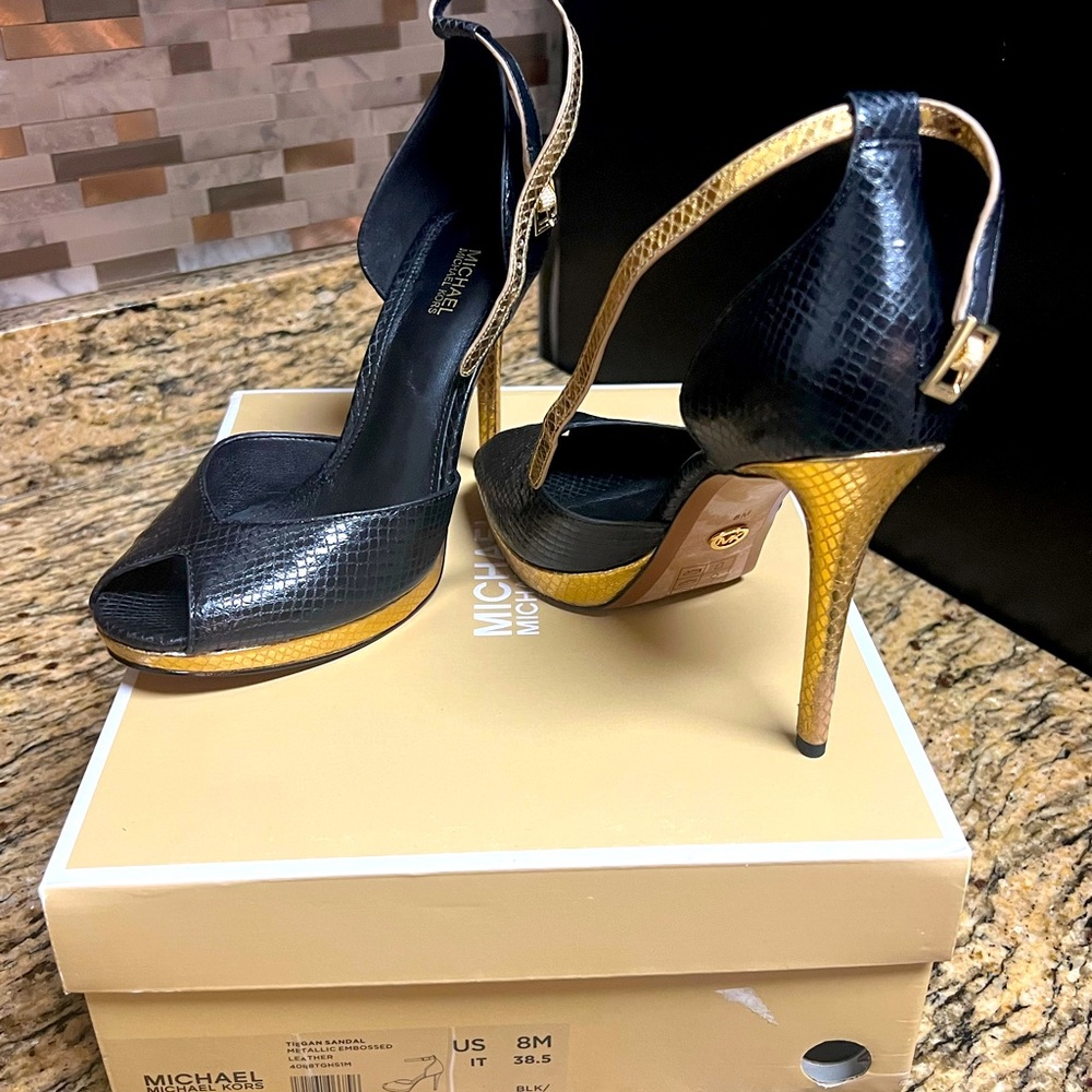 Michal Kors metallic sandal